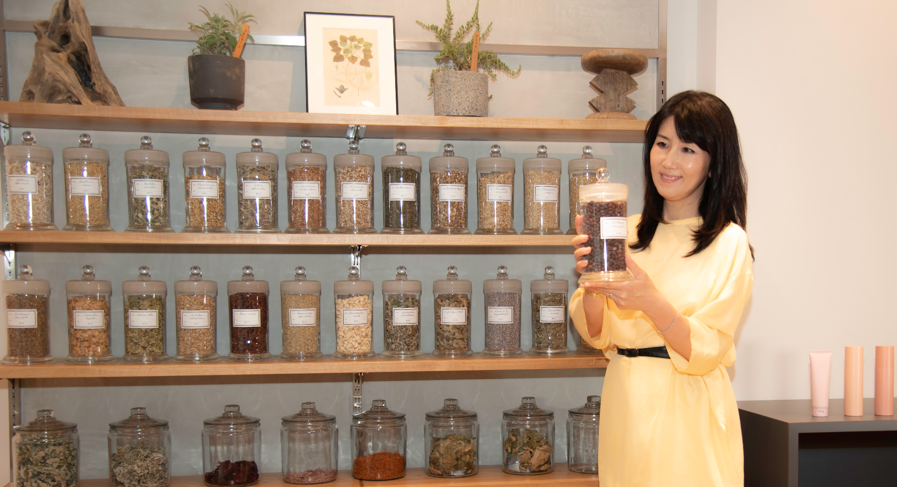 Lessons on Happiness and Women’s Well-Being: A Message From Waphyto Founder Atsuko Morita